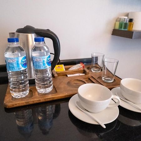 Sahkulu Suites & Apartments Истанбул Екстериор снимка