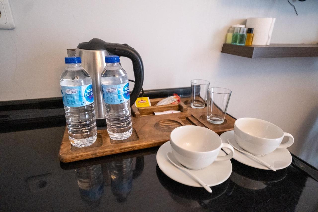 Sahkulu Suites & Apartments Истанбул Екстериор снимка